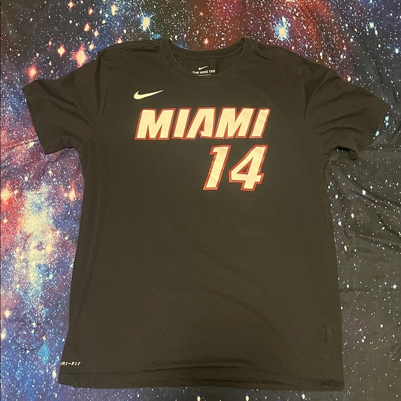 Nike Tyler Herro Player T-Shirt - Picture 1 of 4